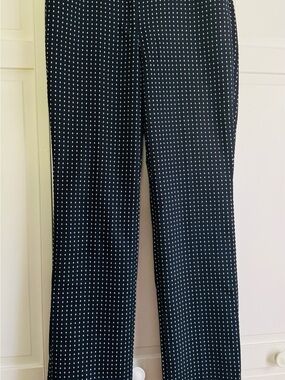 Express EditorPants with White Dot Pattern, Express editor pants 6R, Express